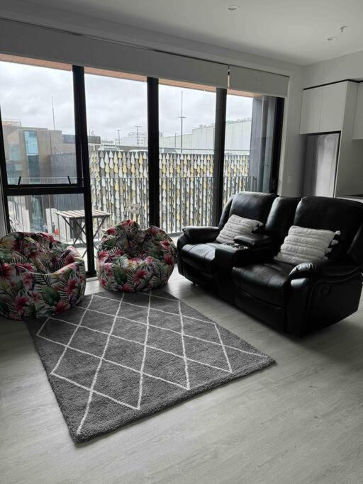 2 Bedrooms Apprtmt Plus Underground Parking In Cbd Christchurch Esterno foto