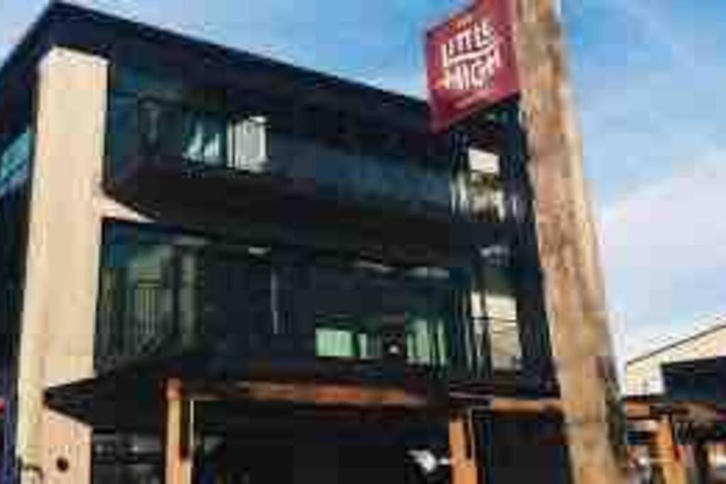 2 Bedrooms Apprtmt Plus Underground Parking In Cbd Christchurch Esterno foto